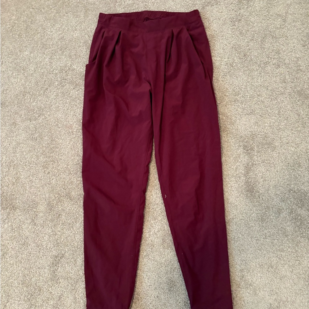 Lululemon Athletica Maroon Ankle Pants